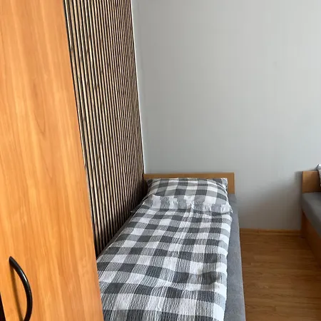 Tanie Puszkina 6 아파트 바우브자이치